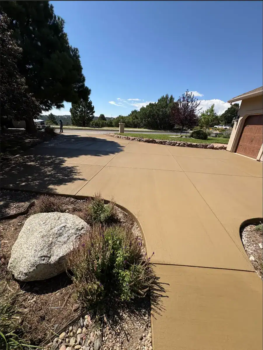 Colored concrete driveway